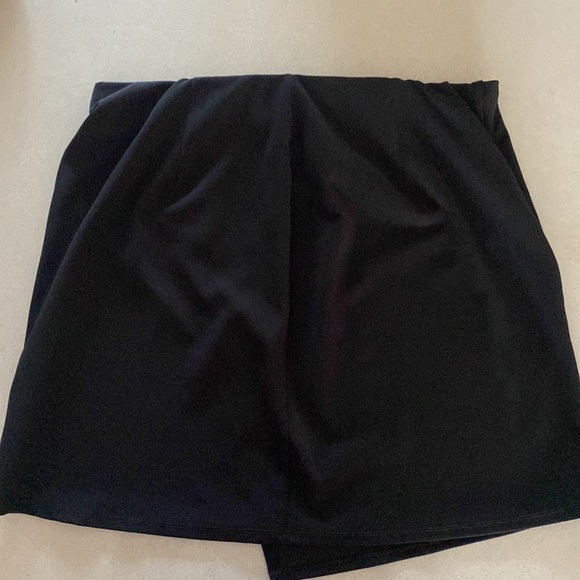Black Torrid Skirt - Picture 2 of 4